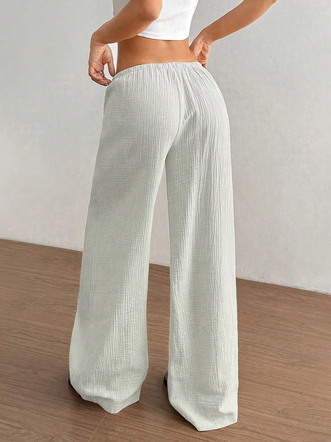 Solid Wide-Leg Trousers - Image 2